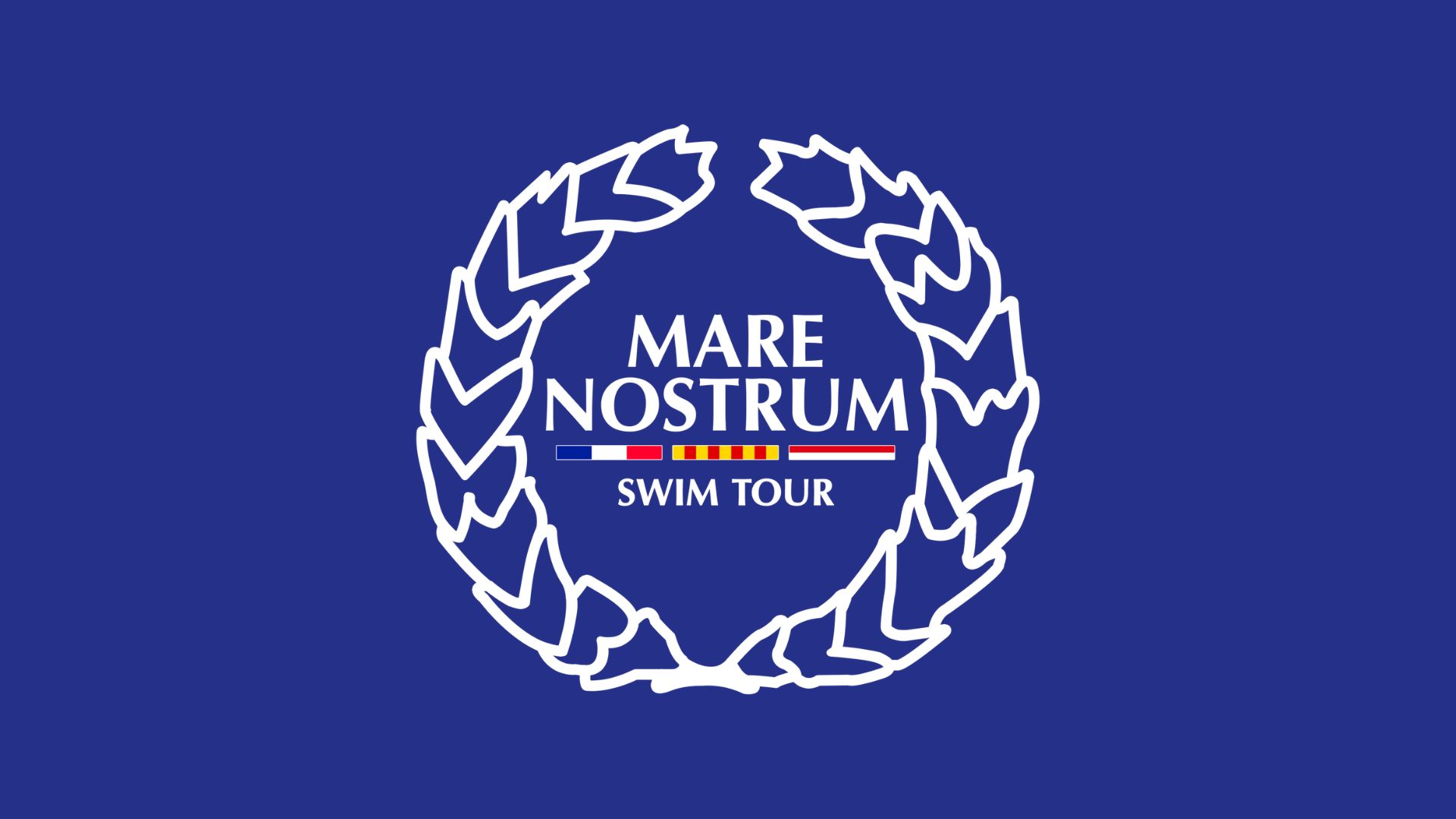 Ocho canoístas en el Mare Nostrum en Barcelona